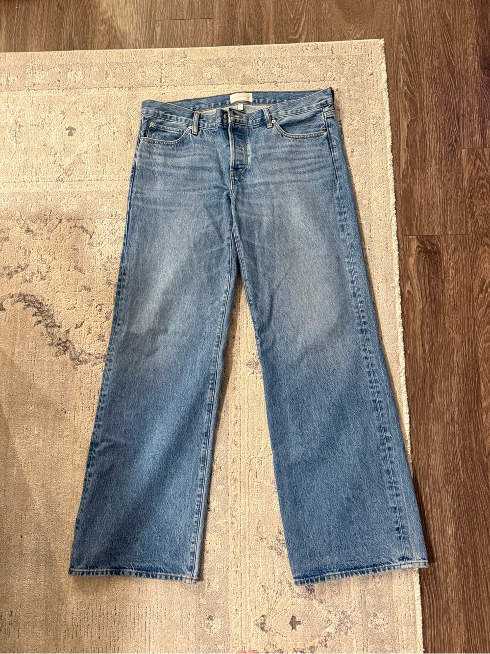 Frame Denim Straight-Leg Jeans in Light Blue Wash